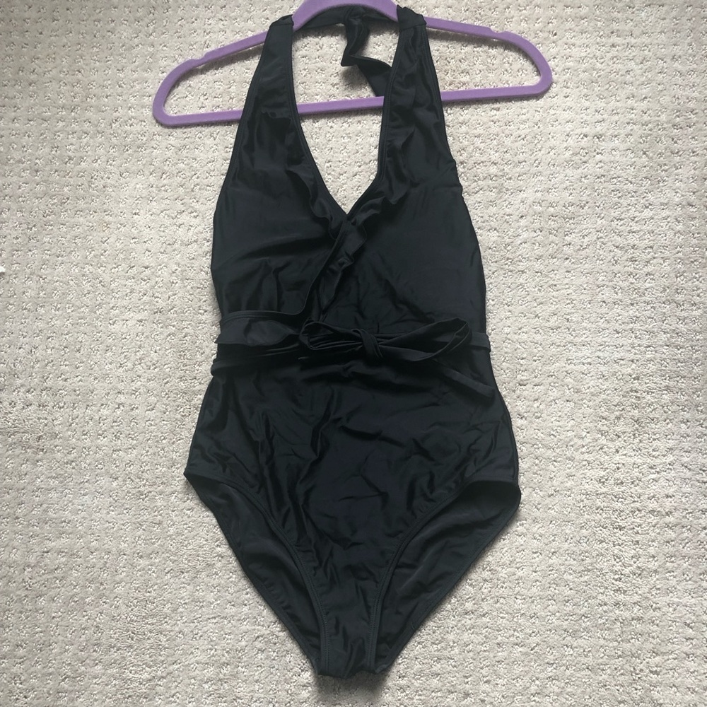 Ruffle halter one-piece swimsuit
